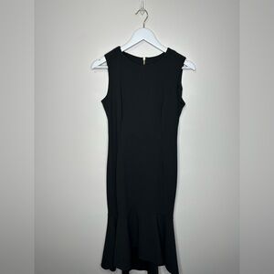 Calvin Klein Black Sleeveless Mermaid-Hem Midi Dress size 8